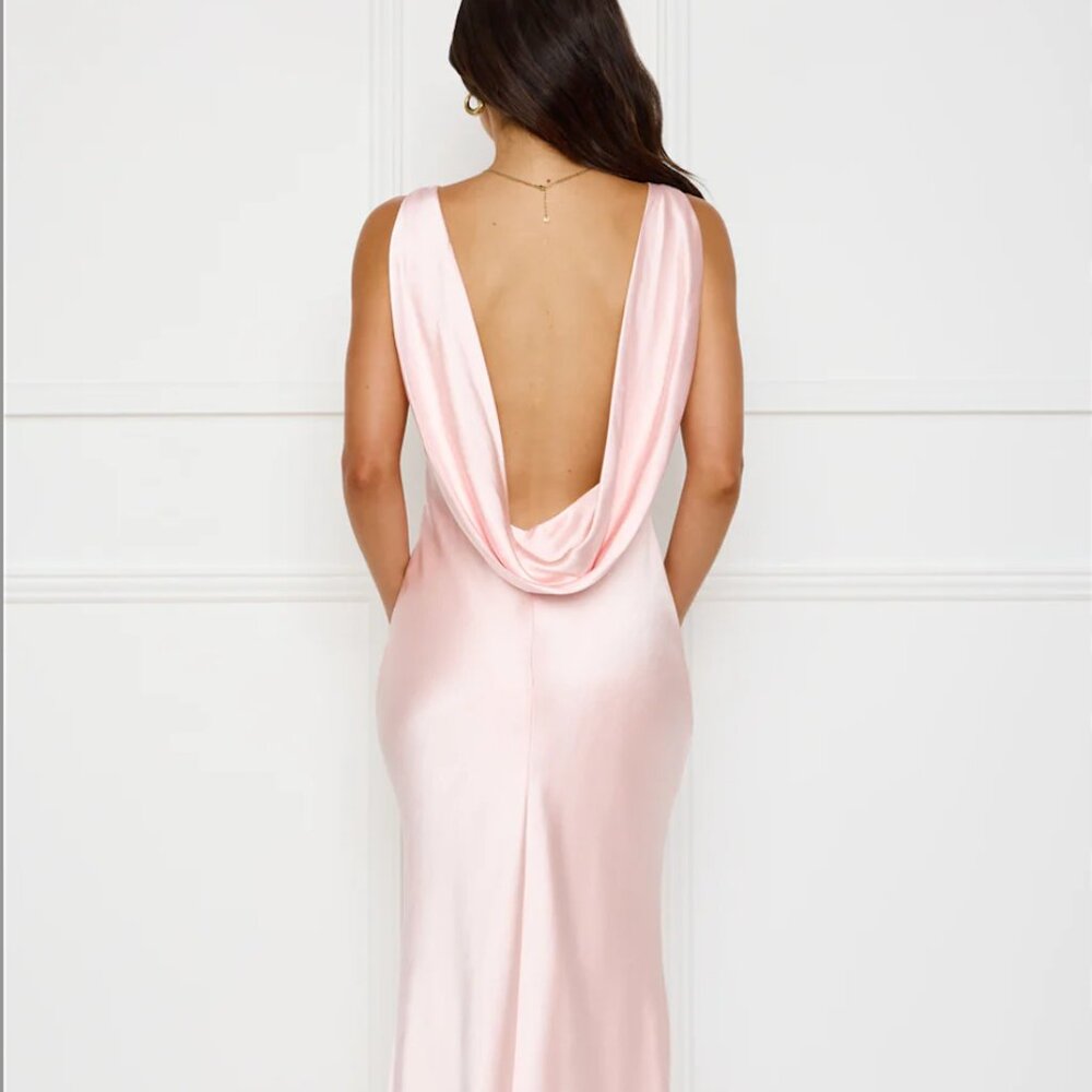 Selfie Leslie Cassiopeia Open Back String Tie Maxi Dress Powder Pink